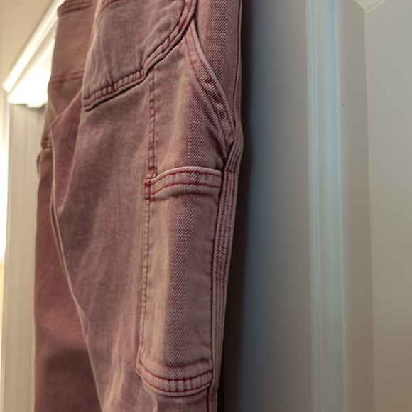 Gap midrise 90’s loose straight jeans. Great used condition- like new. - Picture 12 of 12